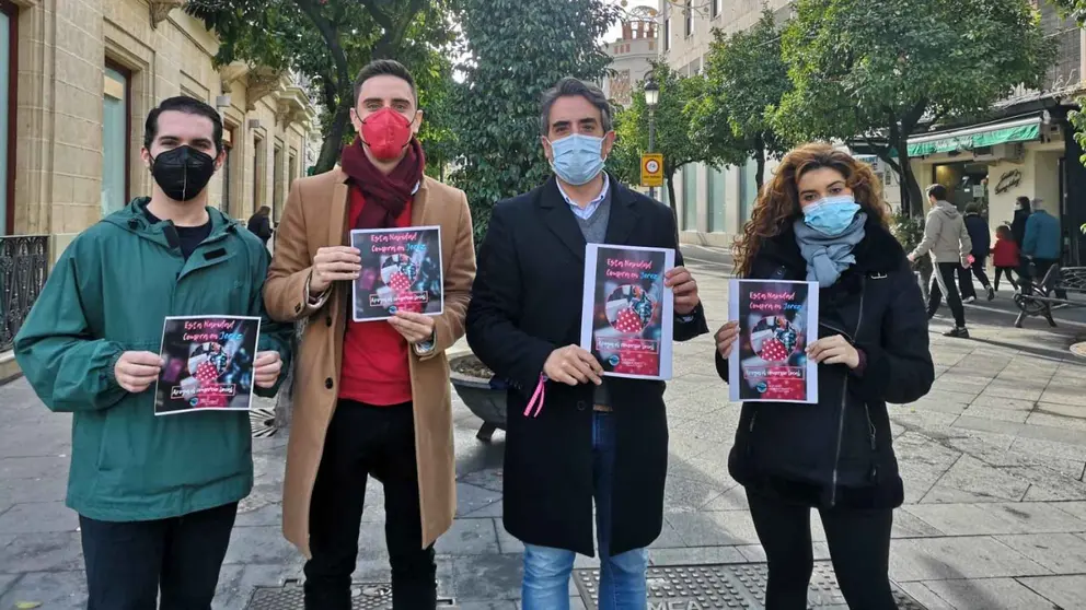 NNGG anima a comprar en Navidad en el comercio de Jerez