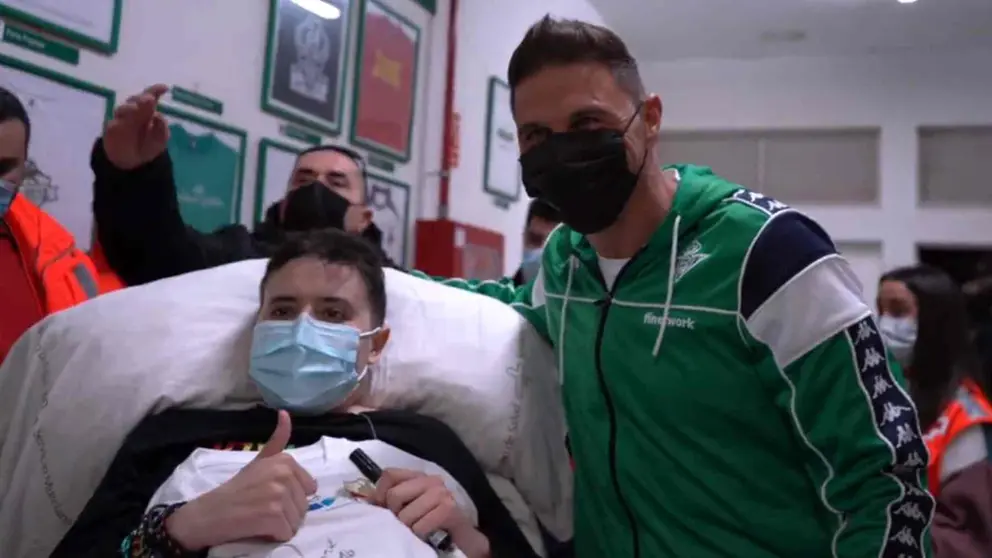 Joaqu&iacute;n y Miguel juntos en uno de los partidos del Real Betis