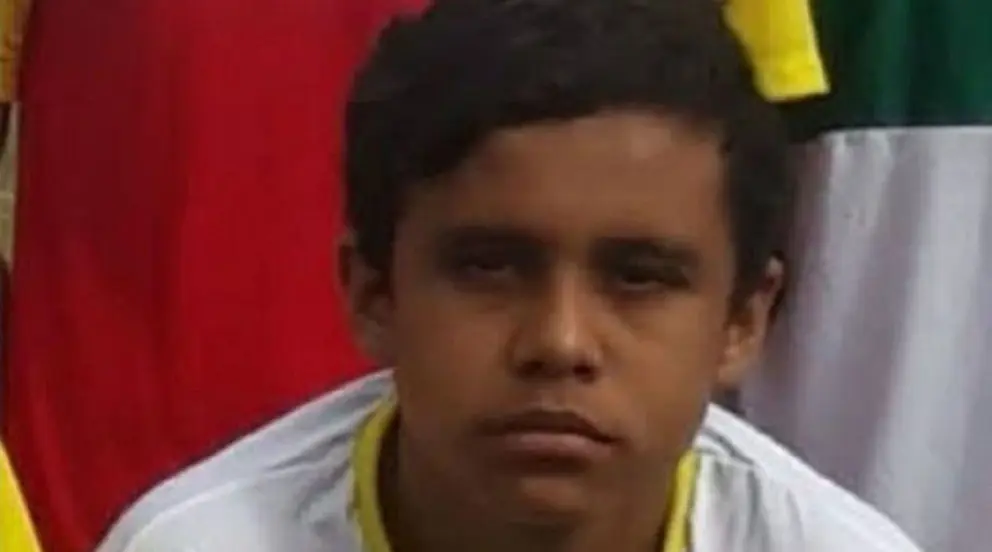 Muere un joven de 17 a&ntilde;os mientras jugaba al f&uacute;tbol delante de sus padres