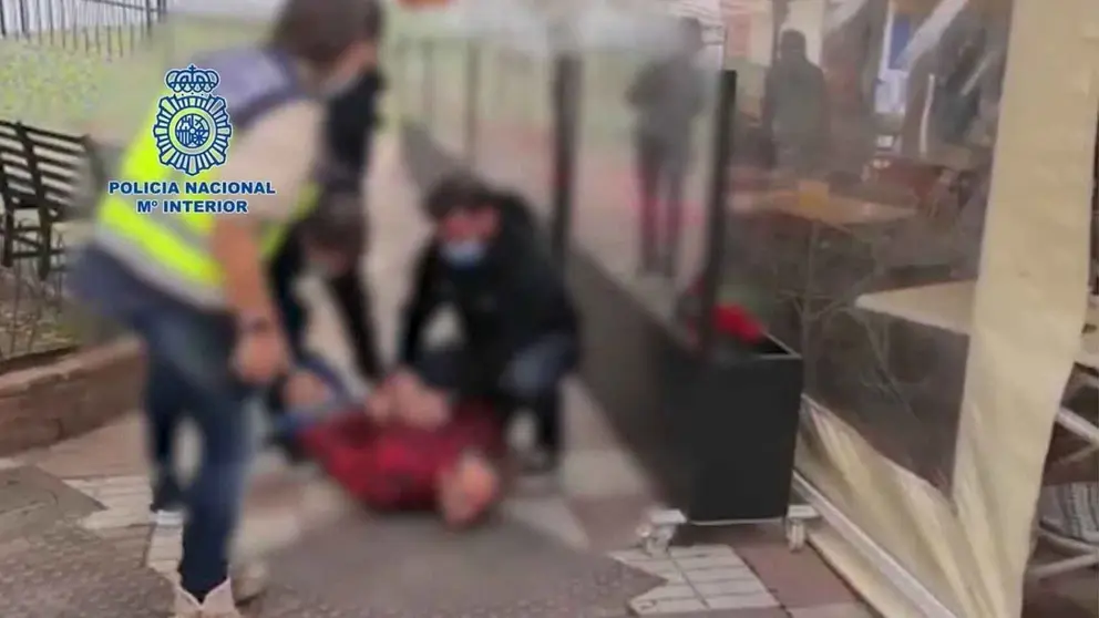 La Polic&iacute;a Nacional desarticula un grupo criminal dedicado a atracar gasolineras a punta de pistola en Estepona, M&aacute;laga