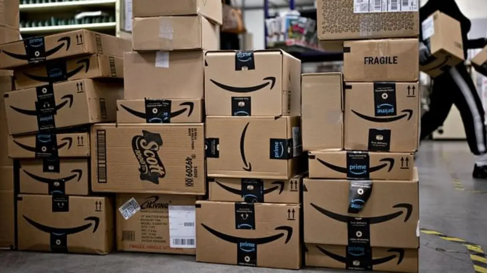 Amazon sorprende a todos con un igl&uacute; transparente y gigante: vivir en el jard&iacute;n es posible