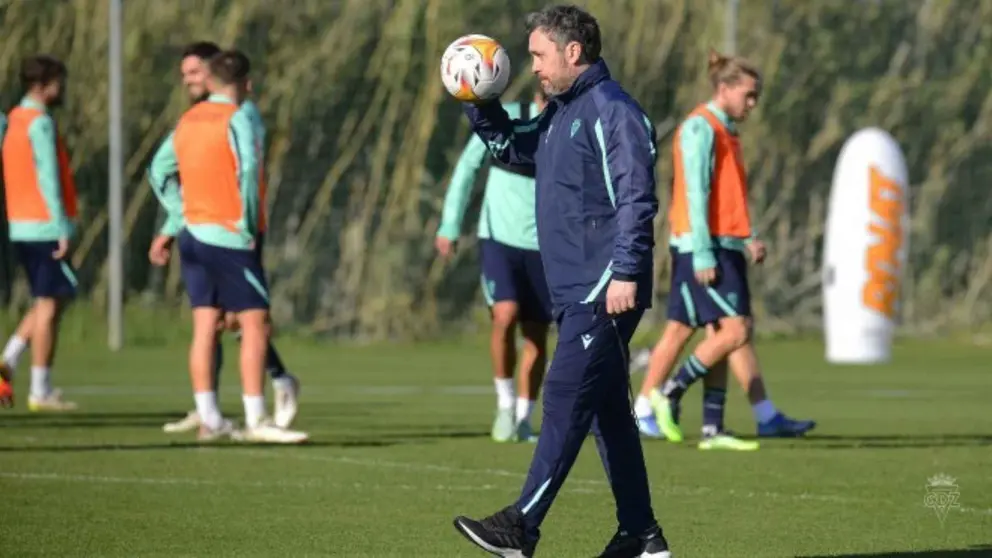 Sergio Gonz&aacute;lez piensa en el posible once del C&aacute;diz CF frente al Levante UD