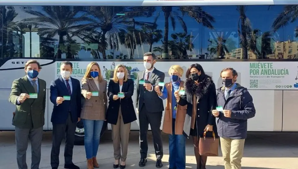 Estas son todas las ventajas de la tarjeta del consorcio para los usuario del bus en Almer&iacute;a
