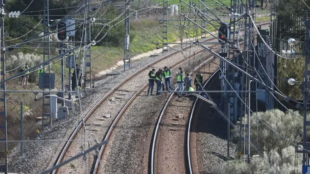 Aparece un cad&aacute;ver en las v&iacute;as del tren a la altura de Puerto Real