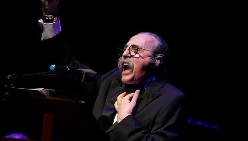 Semana Santa de Sevilla. La enorme vinculaci&oacute;n cofrade de Pascual Gonz&aacute;lez