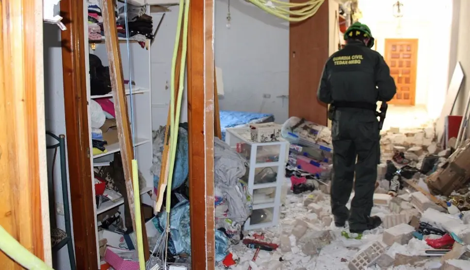 Fabrican hach&iacute;s en un laboratorio de Atarfe tras una explosi&oacute;n