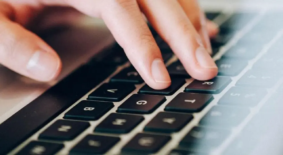 Alertan de estafas en Almer&iacute;a a consumidores por servicios er&oacute;ticos por Internet