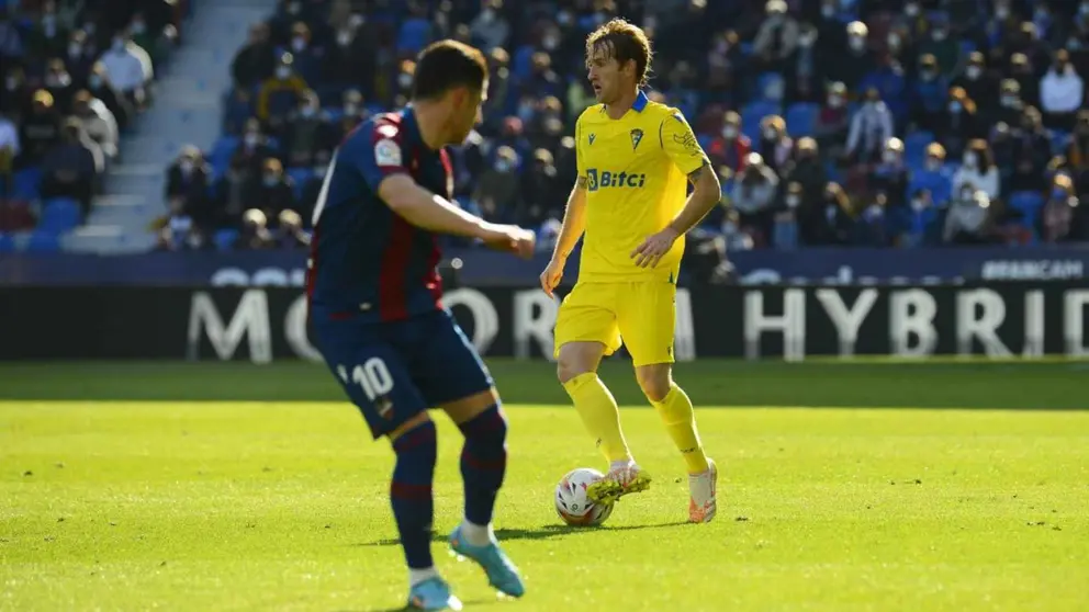 &Aacute;lex Fern&aacute;ndez, en el encuentro ante el Levante. Foto: CCF