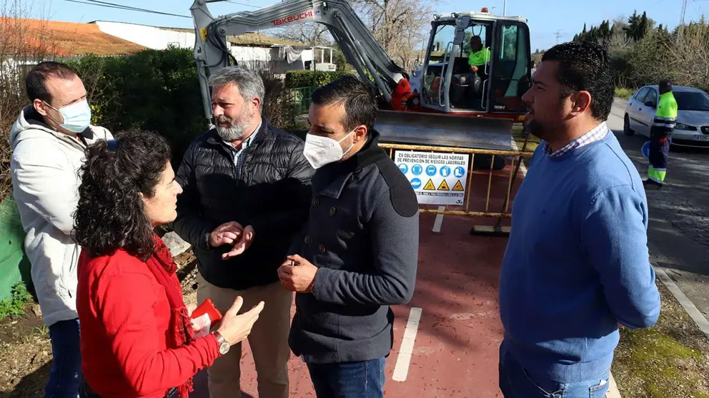 Comienza la construcci&oacute;n del acerado de la carretera Jerez-Guadalcac&iacute;n