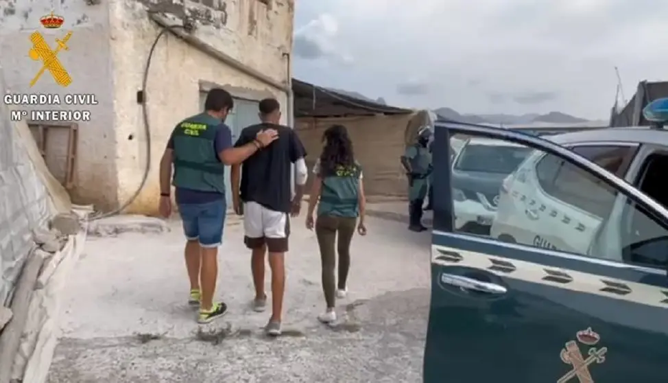 Simulan el secuestro de su hijo menor en Almer&iacute;a y se&ntilde;alan a un conocido que les rob&oacute; droga