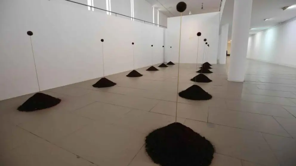 Exposici&oacute;n 'Still Live. Las Mujeres que ya no est&aacute;n' de 'KarmeLaHoz' en La Diputaci&oacute;n de M&aacute;laga