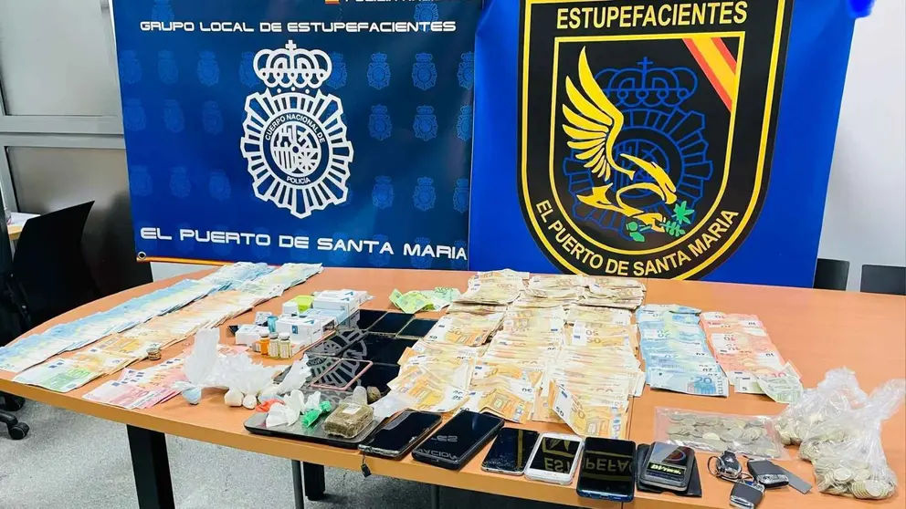Material intervenido en la operaci&oacute;n antidroga en Sanl&uacute;car de Barrameda