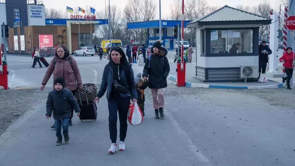 Ciudadanos ucranianos huyendo de la guerra