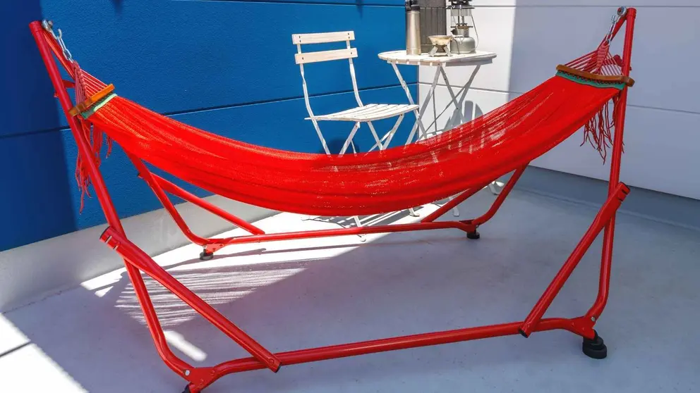 Alcampo echa un pulso a Ikea con imprescindibles para transformar tu terraza o jard&iacute;n