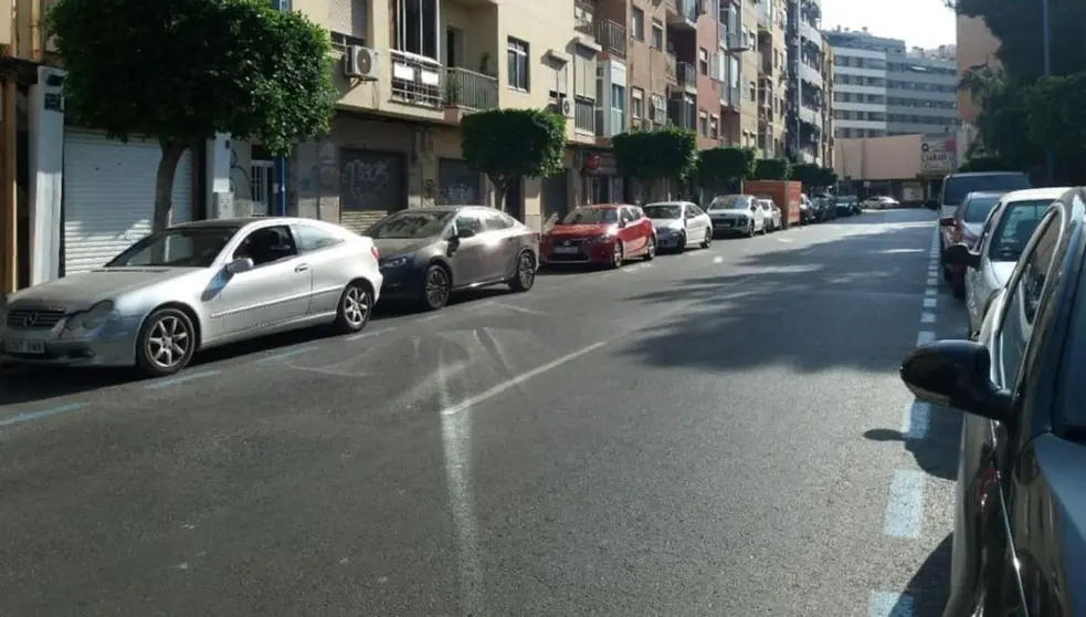 Pegan una paliza a un hombre por quejarse del ruido de un local de comida r&aacute;pida en Almer&iacute;a
