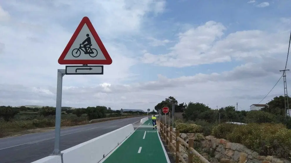 La Junta de Andaluc&iacute;a invierte en C&aacute;diz m&aacute;s de 3 millones en el carril bici entre Los Ca&ntilde;os y Barbate