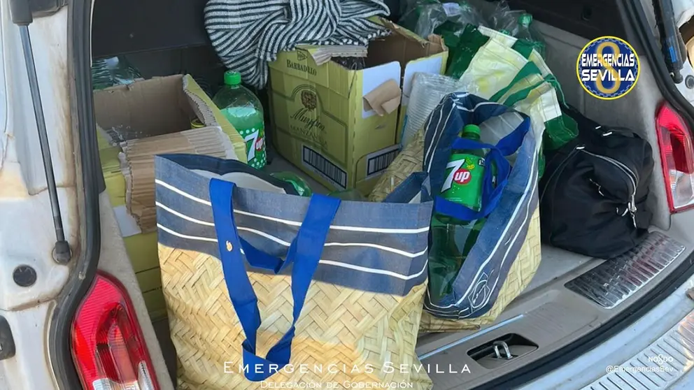 Intervienen botellas para preparar 275 litros 'ilegales' de rebujito en la Feria de Sevilla