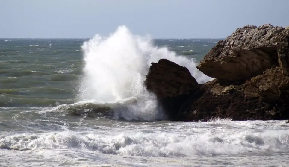 El tiempo en C&aacute;diz. El Levante no da tregua y se queda unos d&iacute;as m&aacute;s