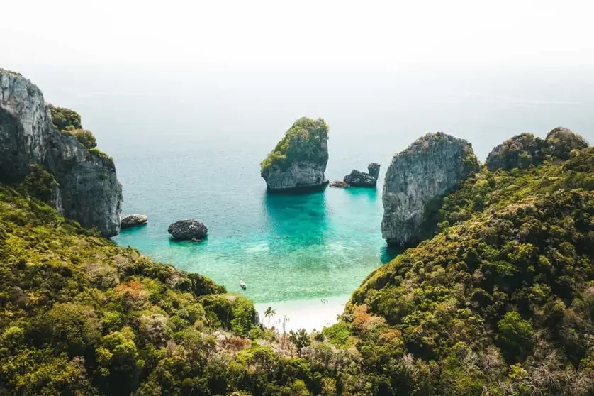 5 lugares imprescindibles que debes visitar en tu viaje a Tailandia