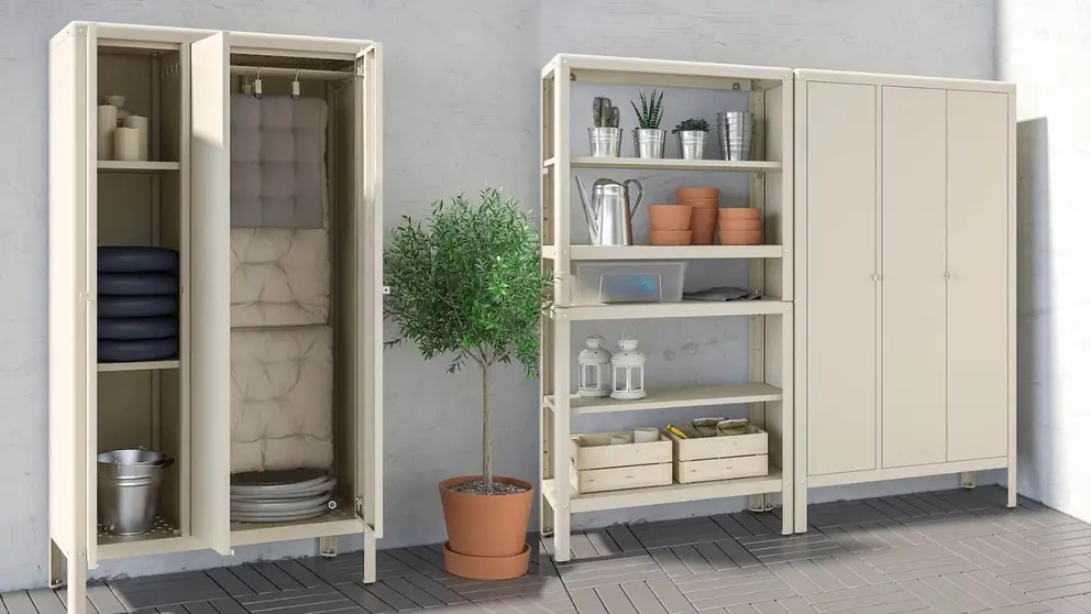 La estanter&iacute;a (a la vez armario) perfecta la terraza o jard&iacute;n de Ikea: queda bien hasta en la entrada de casa