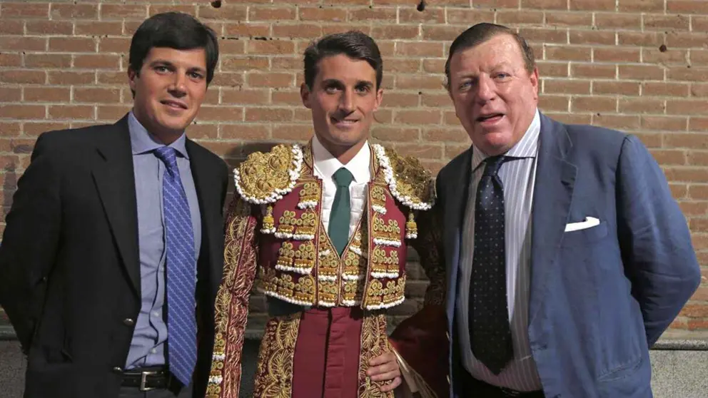 C&eacute;sar Cadaval junto a sus hijos C&eacute;sar Cadaval y Alfonso Cadaval 