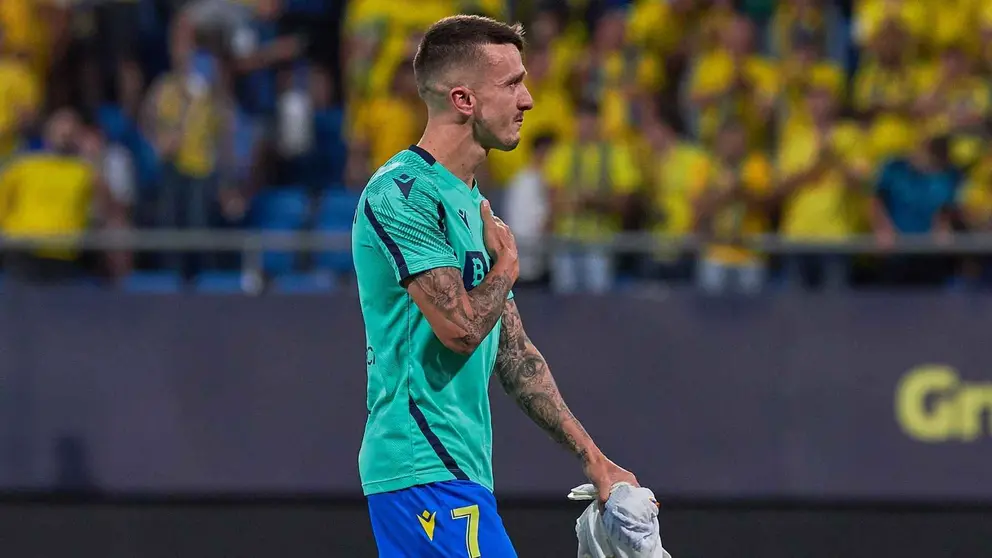 Salvi S&aacute;nchez se despidi&oacute; entre l&aacute;grimas del Nuevo Mirandilla | Salvador L&oacute;pez Medina para El MIRA