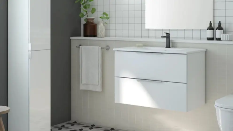 El blanco se instaura como el color de moda en los muebles de ba&ntilde;o: Leroy Merlin lo sabe