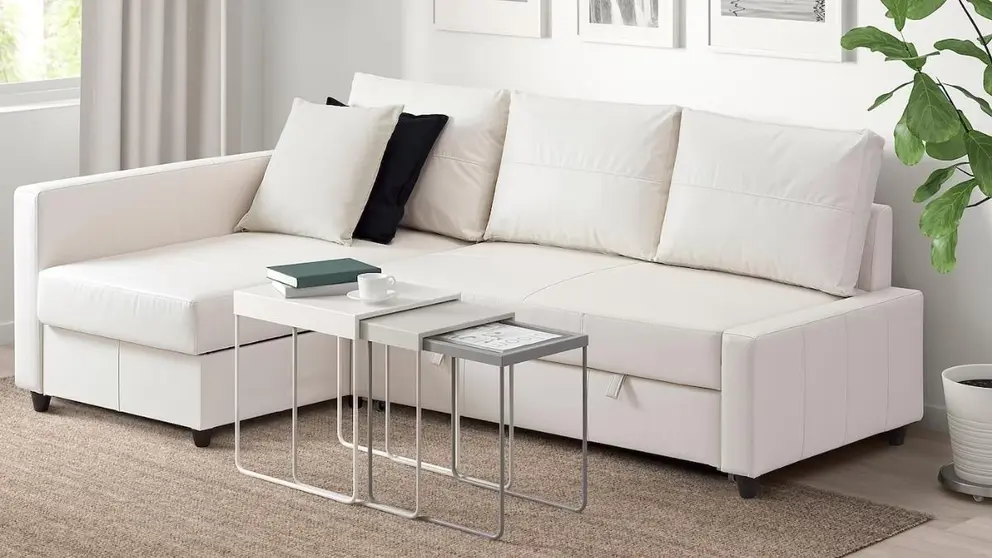 El sof&aacute; que arrasa en IKEA para salones peque&ntilde;os: perfecto y barato para peleas matrimoniales