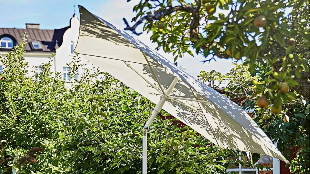 Sombrilla, inclinable/beige gris&aacute;ceo blanco TVET&Ouml;