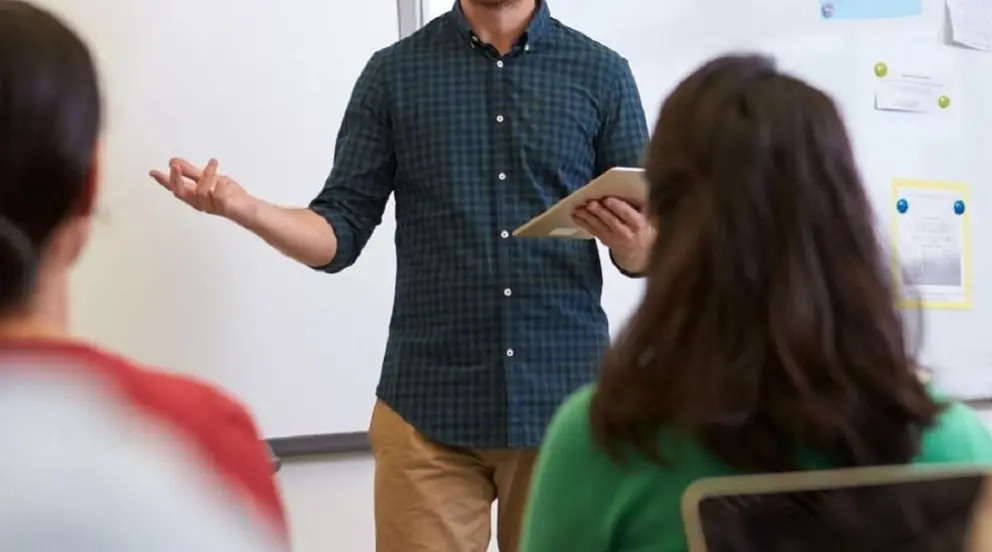 Esta es la enfermiza obsesi&oacute;n de un profesor por una alumna en M&aacute;laga. 3 a&ntilde;os de abusos