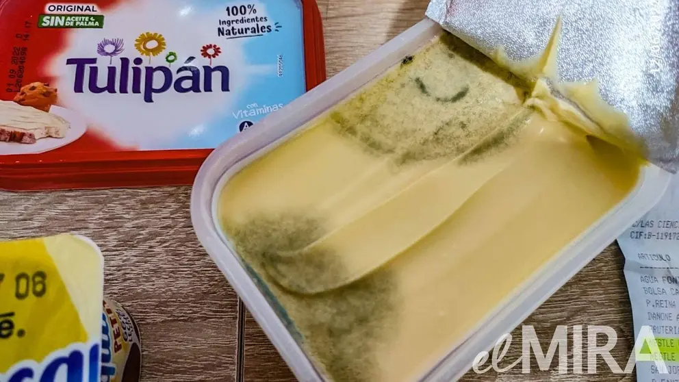 Una familia estalla contra el Super Carmela de Jerez tras vender alimentos caducados