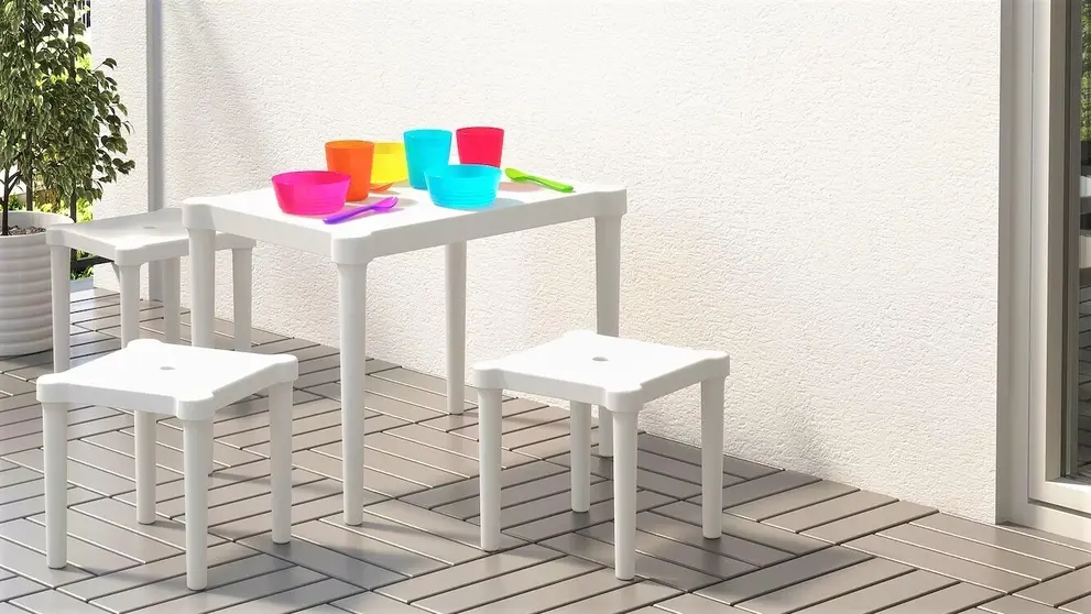Ikea dice adi&oacute;s al cole con la nueva mesa de juegos para ni&ntilde;os: no pesa, es barata y f&aacute;cil de montar