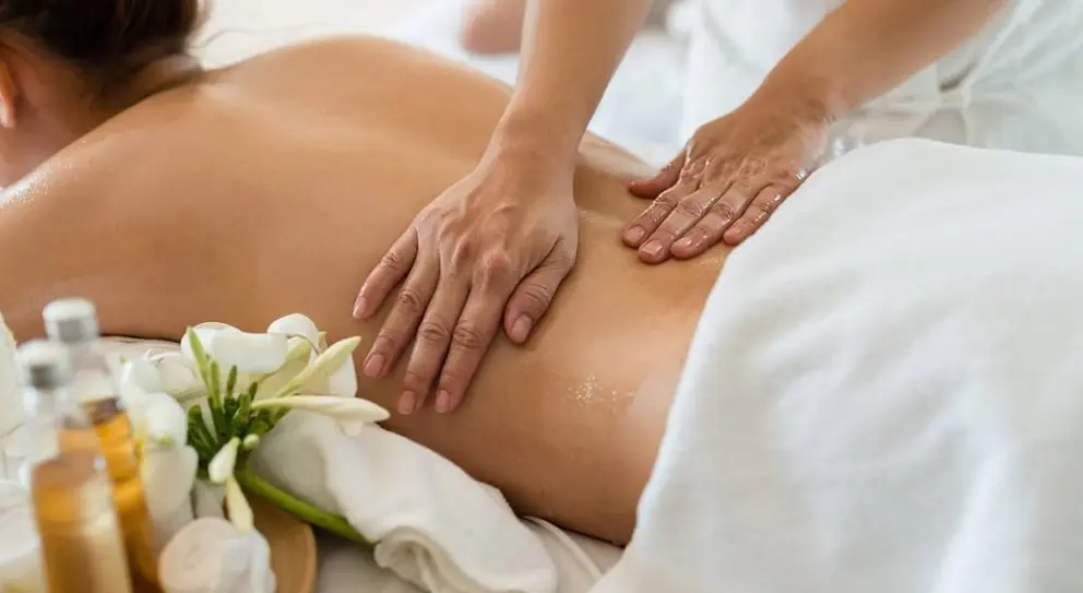 Esta es la historia del masajista de Almer&iacute;a que cambiaba tratamientos por 'tocamientos'