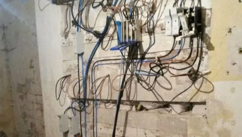 Detectan 84 enganches ilegales a la luz en pleno centro de Ja&eacute;n