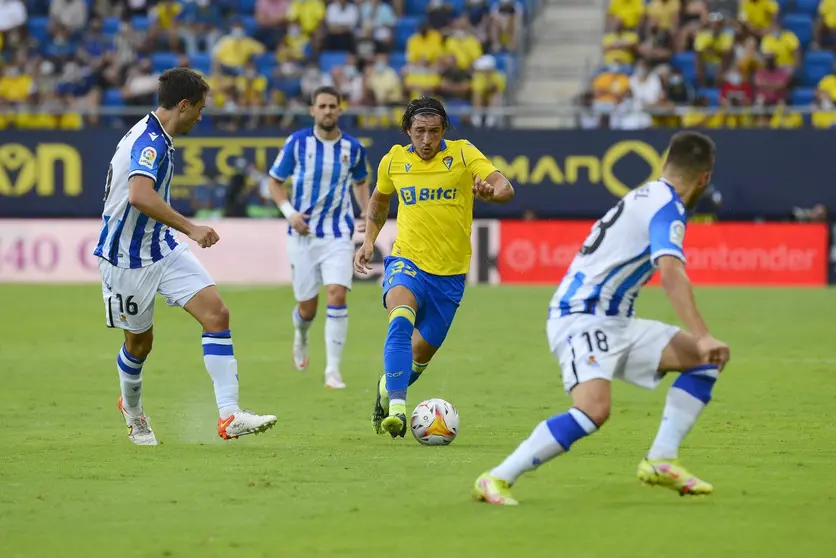 'Pacha' Espino vuelve a ser intocable en el lateral izquierdo