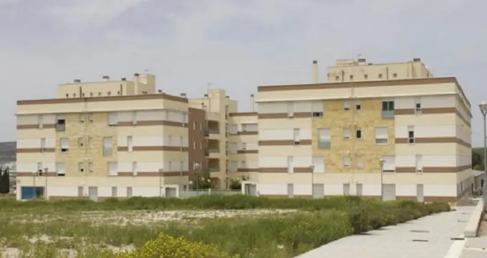 Muere un ni&ntilde;o de 3 a&ntilde;os tras caer desde una tercera planta en Lucena (C&oacute;rdoba)