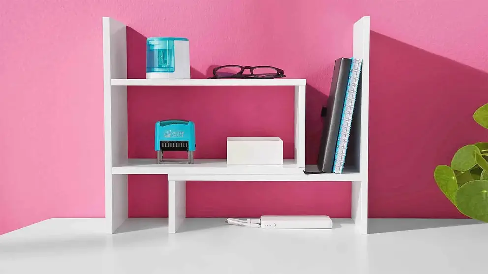 La estanter&iacute;a de LIDL para poner encima de las mesas busca el orden al estilo de IKEA