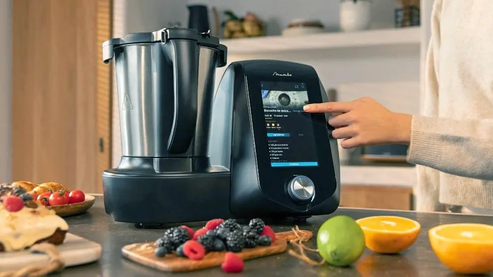 Adi&oacute;s cocinera: el robot de cocina nuevo de Cecotec con pantalla de 7" y Wifi ya es top 1 en Amazon