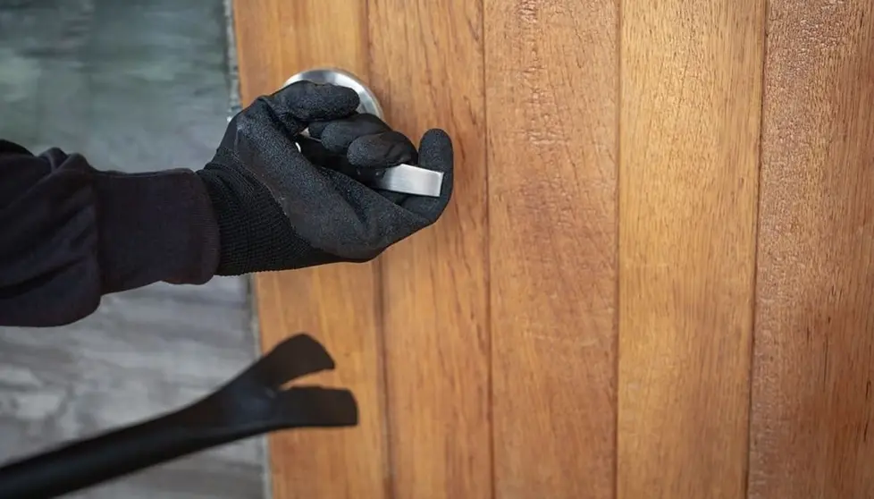 Este es el castigo para los okupas que echaron a una familia de su casa en Roquetas de Mar