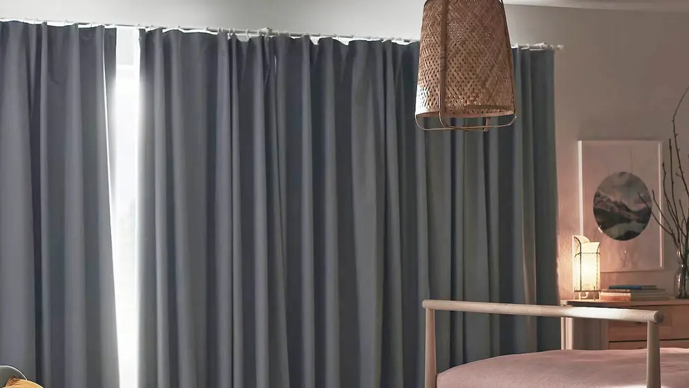 Adi&oacute;s luz ma&ntilde;anera: La cortina opaca de 19 euros de Ikea es como la de la habitaci&oacute;n de hotel