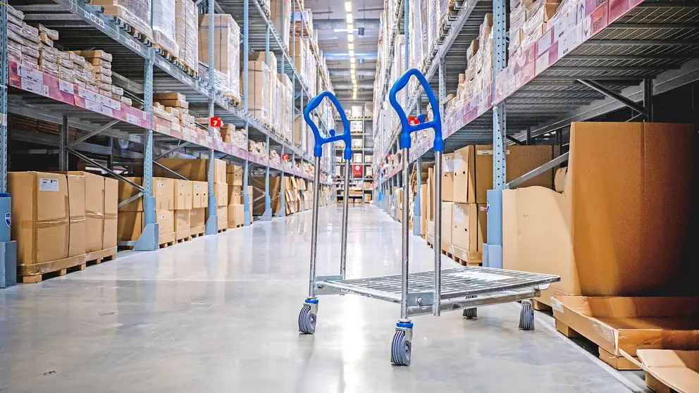 En Ikea transforman tu porche o sal&oacute;n en un bar con dos sillas y una mesa