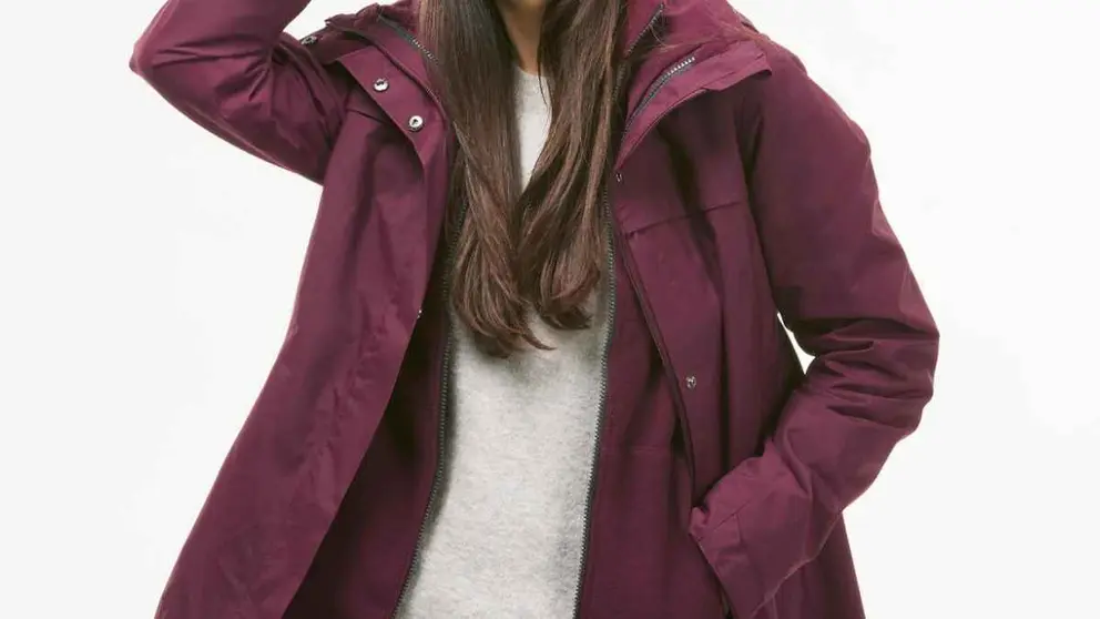 El cat&aacute;logo de Decathlon, a por Mango: as&iacute; es la chaqueta de monta&ntilde;a m&aacute;s calentita del mercado