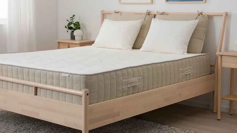 Vuelve la cama gigante que arrasa en Ikea: el &eacute;xito de muebles suecos para un sue&ntilde;o saludable