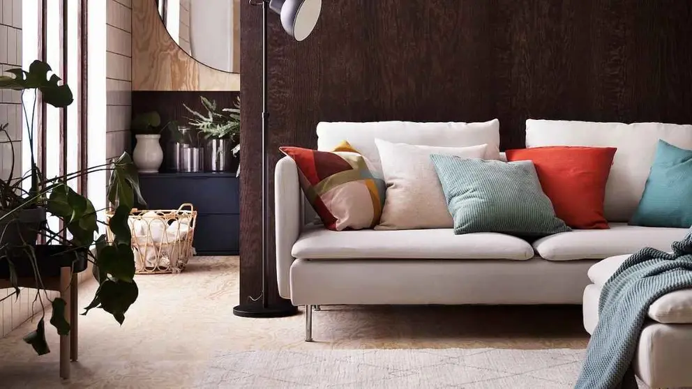 Este es el cambio de sal&oacute;n que propone Ikea: renueva el estilo del sof&aacute; por s&oacute;lo 3 euros