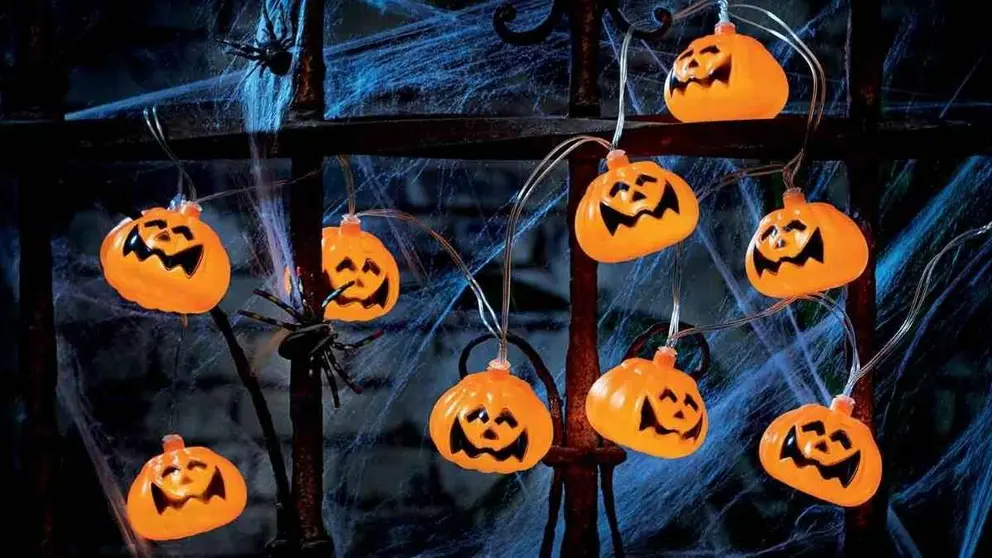 Guirnalda de bombillas LED para Halloween Livarno Home de Lidl