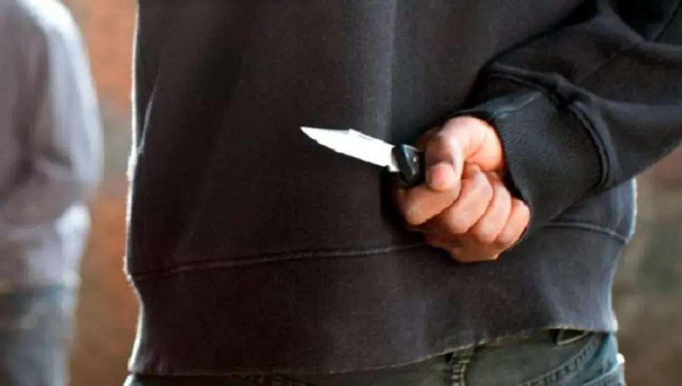 Apu&ntilde;ala varias veces a un hombre en la vivienda de unas amigas en Almer&iacute;a. Estos son los motivos