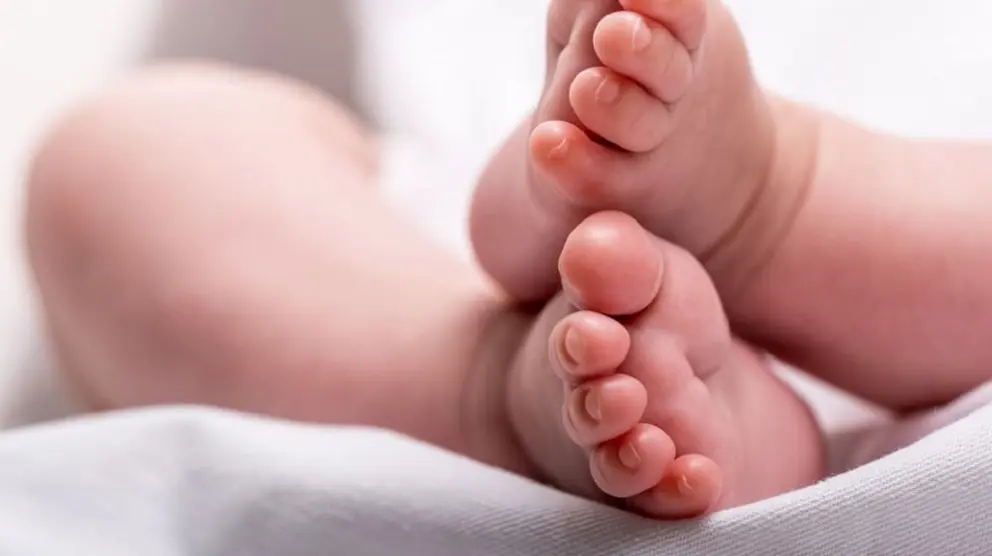 Muere un beb&eacute; en M&aacute;laga durmiendo en la misma cama que sus padres. Se investigan los hechos