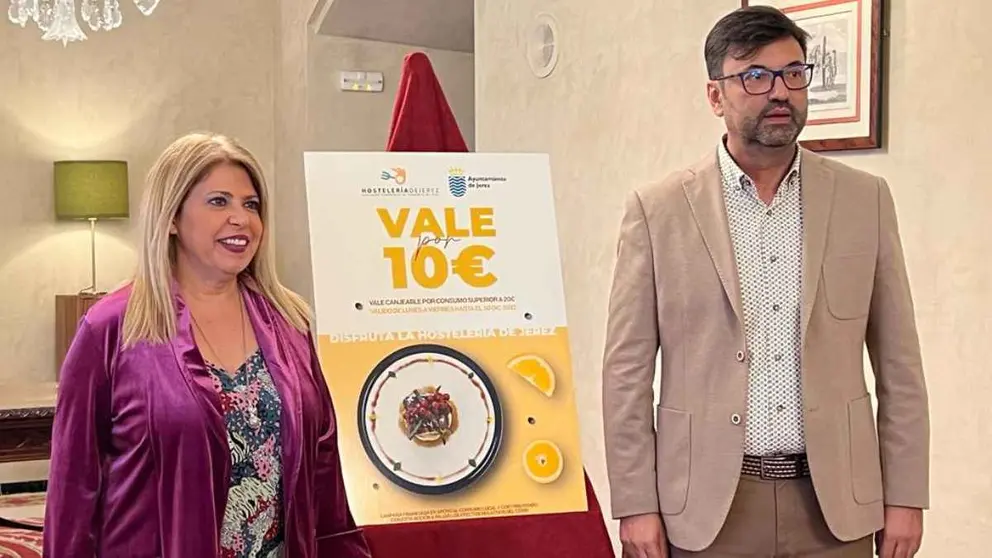 La alcaldesa y la Asociaci&oacute;n Empresarial Hosteler&iacute;a de Jerez presentan la campa&ntilde;a de Navidad