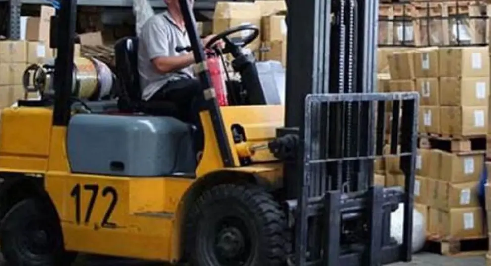 Muere un hombre tras volcar una carretilla donde trabajaba en El Viso del Alcor (Sevilla)