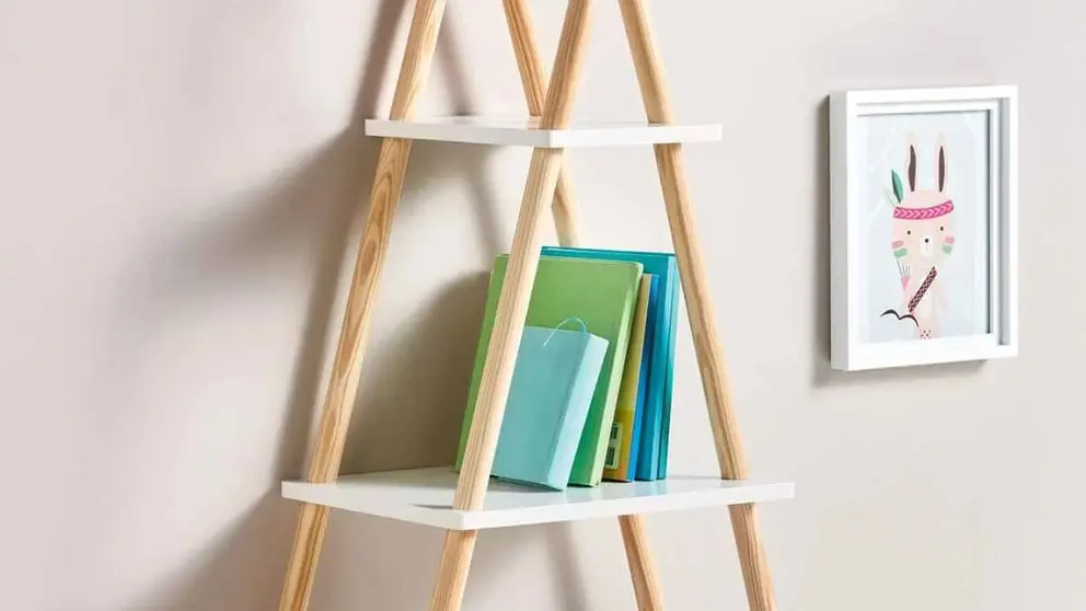 Estanter&iacute;a estilo tipi con 4 baldas de Lidl